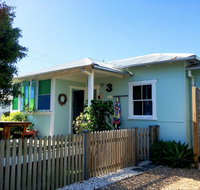 Atlantis Seafarers Cottage - Airlie Beach Holiday