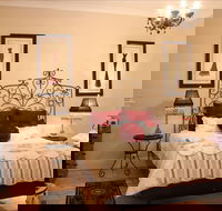 Azalea Cedar-Rose Villa