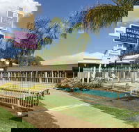 Balranald Motor Inn - Airlie Beach Holiday