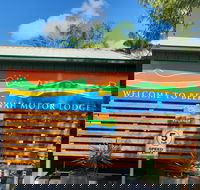 Beerwah Motor Lodge - Airlie Beach Holiday