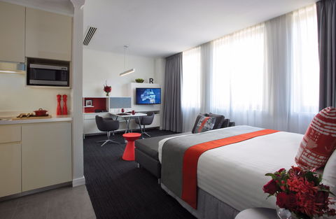 Citadines St Georges Terrace Perth - Airlie Beach Holiday 4