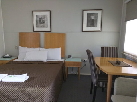 Glenwood Tourist Park And Motel - Airlie Beach Holiday 1