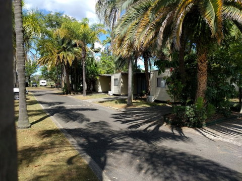 Glenwood Tourist Park And Motel - Airlie Beach Holiday 7