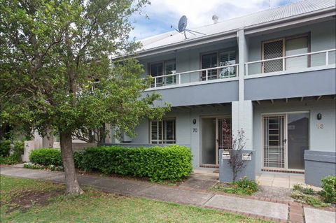 Honeysuckle Townhouses - Airlie Beach Holiday 0