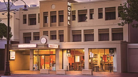 The OConnell Inn - Airlie Beach Holiday 0