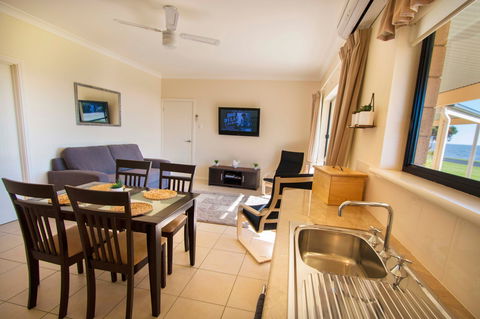 Pelican Perch Retreat - Airlie Beach Holiday 5