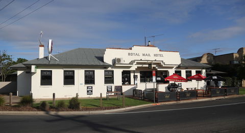 Royal Hotel Mulwala - Airlie Beach Holiday 0