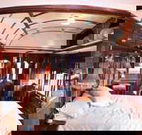 Ruwenzori Retreat - Airlie Beach Holiday