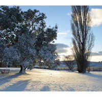 Snowy Mountains Resort - Airlie Beach Holiday