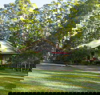 Telegraph Retreat Cottages - Airlie Beach Holiday