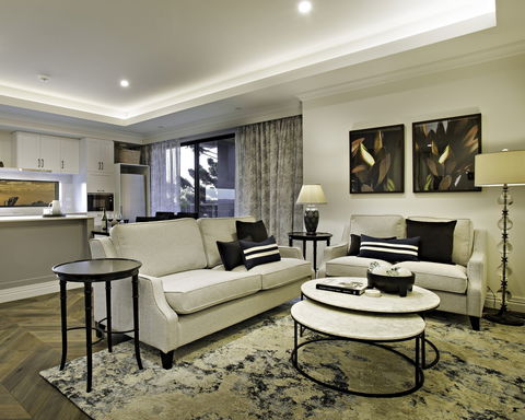 The Arbour Boutique Apartments - Airlie Beach Holiday 2