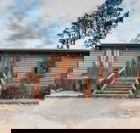 Uniquely Pambula - Pet Friendly Holiday Accomodation - Airlie Beach Holiday