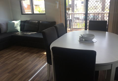 Wine Country Tourist Park - Airlie Beach Holiday 8