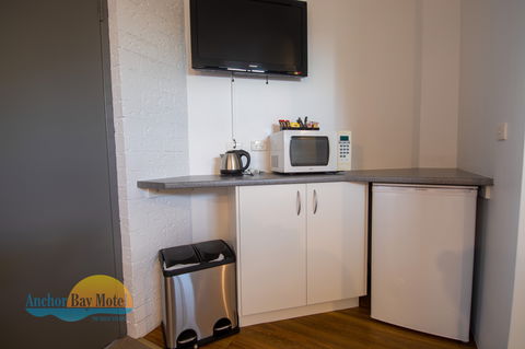 Anchor Bay Motel - Airlie Beach Holiday 7