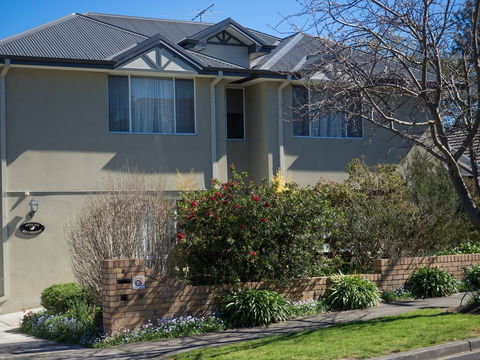 Austin Rise B&B - Airlie Beach Holiday 0