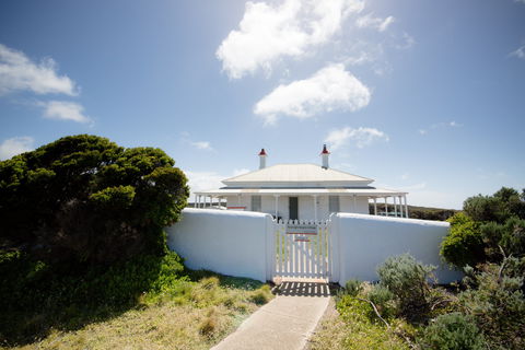 Cape Nelson Lighthouse - Airlie Beach Holiday 2