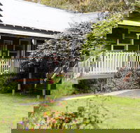 Forrest Guesthouse - Airlie Beach Holiday