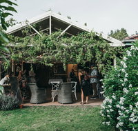 Jervis Bay Farm Stay - Airlie Beach Holiday