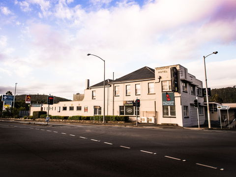 Kingston Hotel - Airlie Beach Holiday 1