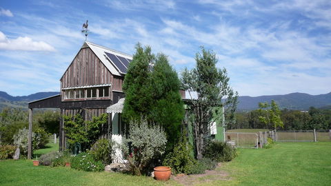 Runnymeade Studio B&B - Airlie Beach Holiday 0