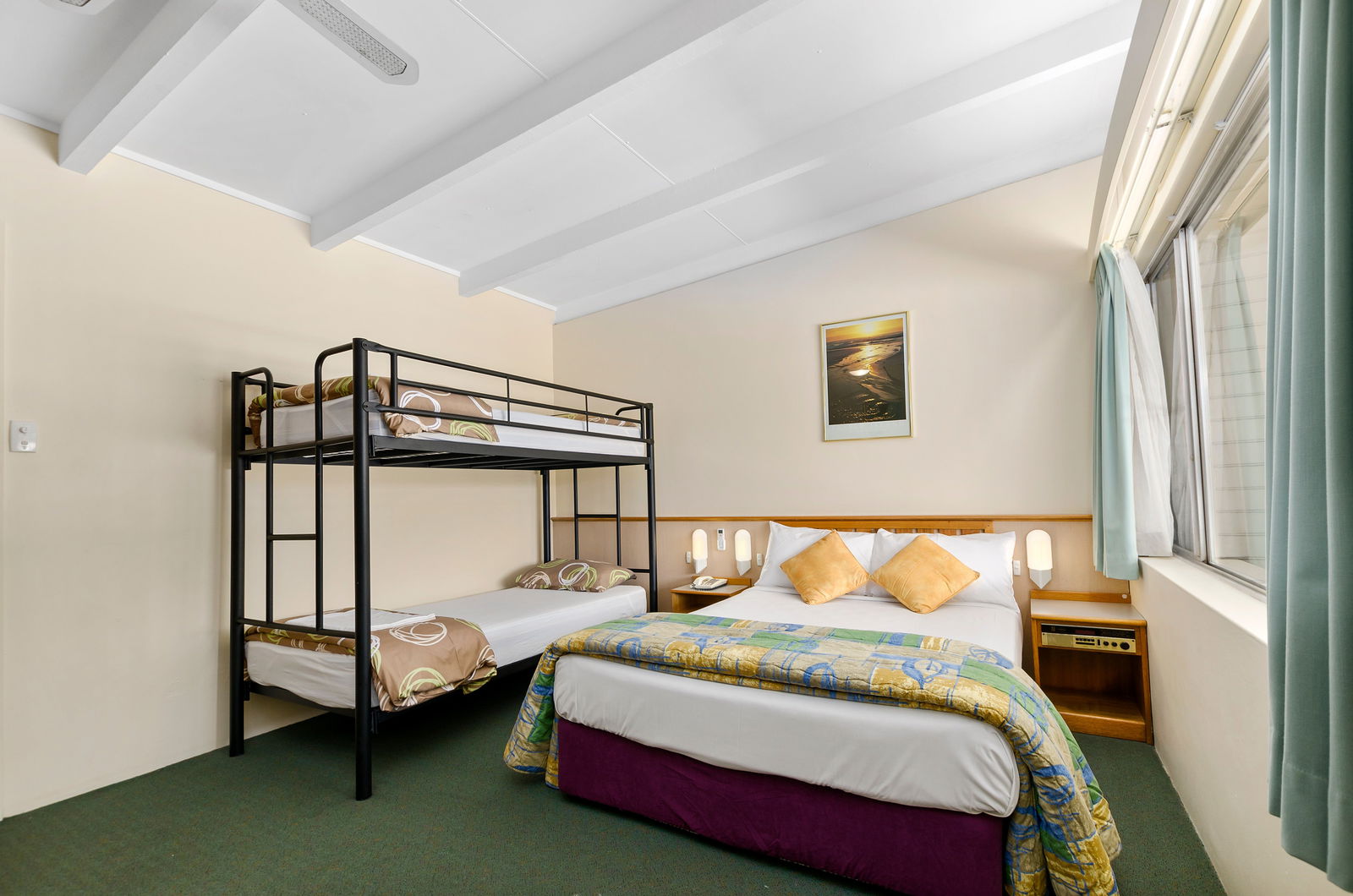Figtree NSW Airlie Beach Holiday