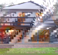 Century 21 SouthCoast Pink Gums - Airlie Beach Holiday