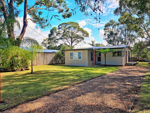 Coastaway - Airlie Beach Holiday 0