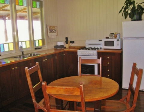 McLennans Lane River Retreat - Airlie Beach Holiday 0