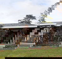 Old Whisloca Cottage - Airlie Beach Holiday