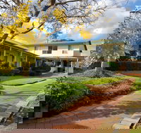 Park Avenue Holiday Units - Airlie Beach Holiday