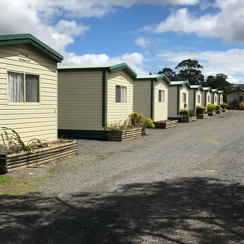Prom Central Caravan Park - Airlie Beach Holiday 0