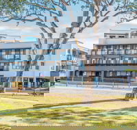 The Brighton Apartments - Airlie Beach Holiday