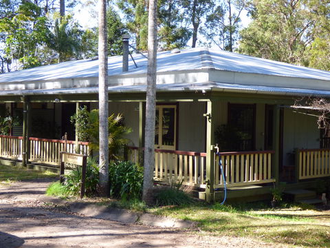 Tom And Sues Place - Airlie Beach Holiday 0