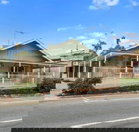 Williamstown Bed  Breakfast