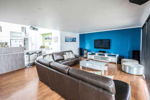48 Echidna Ave Murbko -River Shack Rentals - Airlie Beach Holiday 1