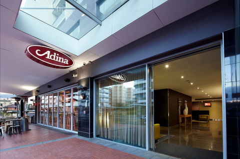 Adina Apartment Hotel Wollongong - Airlie Beach Holiday 1
