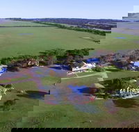 Bear Gully Coastal Cottages