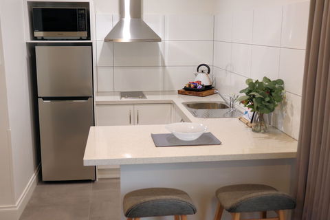 Best Western Fawkner Suites And Serviced Apartments - Airlie Beach Holiday 1