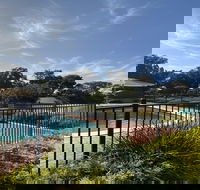 Elliston Caravan Park - Airlie Beach Holiday