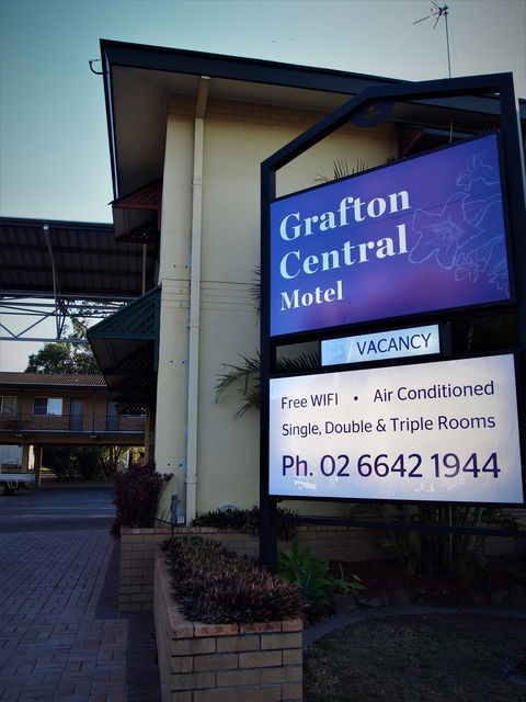 Grafton Central Motel - Airlie Beach Holiday 0