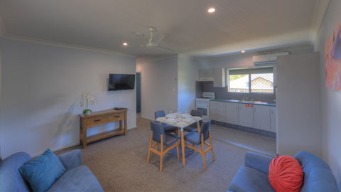 Grafton Central Motel - Airlie Beach Holiday 2