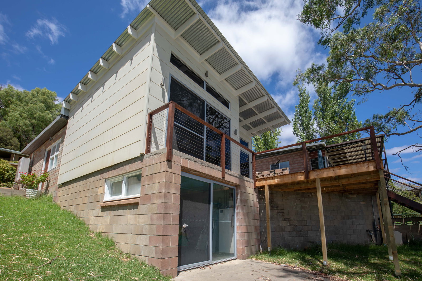 Greenbanks SA Airlie Beach Holiday