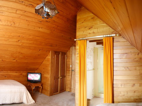 Kaydale Lodge Gardens Accommodation - Airlie Beach Holiday 1
