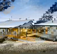 Lavender Vale Cottage - Airlie Beach Holiday