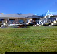 Newhaven Park House - Airlie Beach Holiday