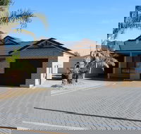 Port Hughes Escape - Airlie Beach Holiday
