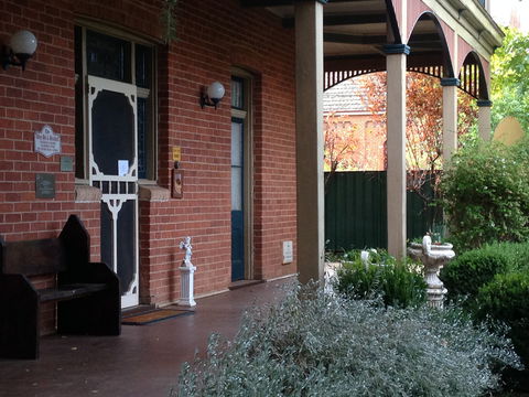 The Abbey Bed And Breakfast - Airlie Beach Holiday 1