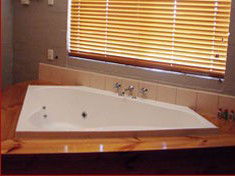 Bremer Bay Resort - Airlie Beach Holiday 0