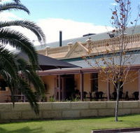 Dongara Hotel Motel - Airlie Beach Holiday