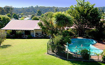 Karri Forest Motel & Restaurant - Airlie Beach Holiday 4